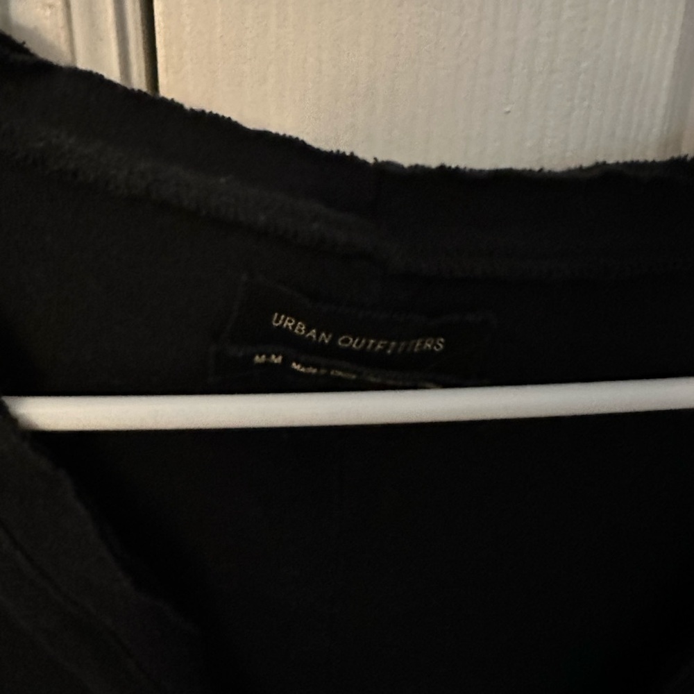 Urban Outfitters Black Ruffled Crop Blouse - Picture 2 of 3